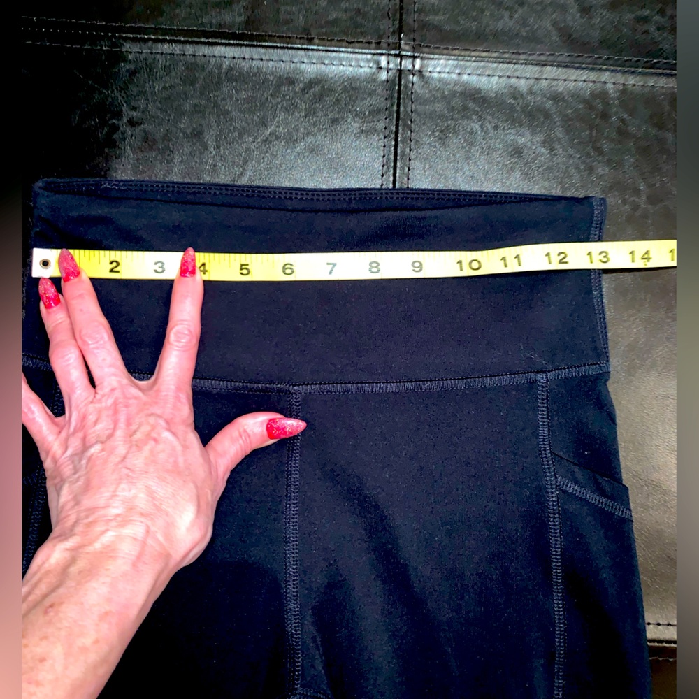 🔴BALANCE COLLECTION 🔴BLACK ATHLETIC LEGGINGS W/SIDE POCKET.GREAT CONDITION! - Picture 6 of 7